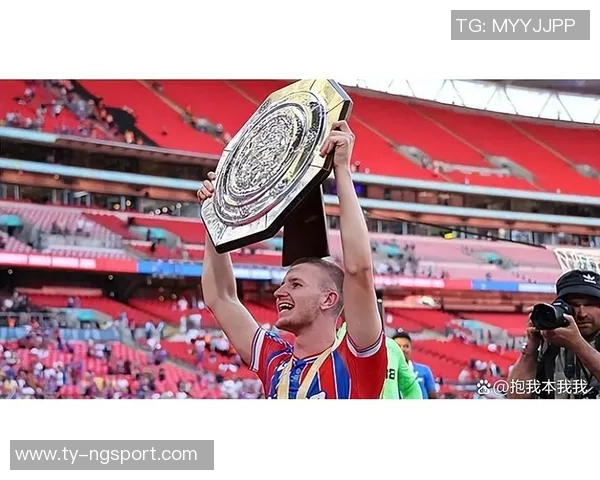 水晶宫核心双双离队主帅即将出走22岁沃顿引发多方争抢 水晶宫核心双双离队主帅即将出走22岁沃顿引发多方争抢