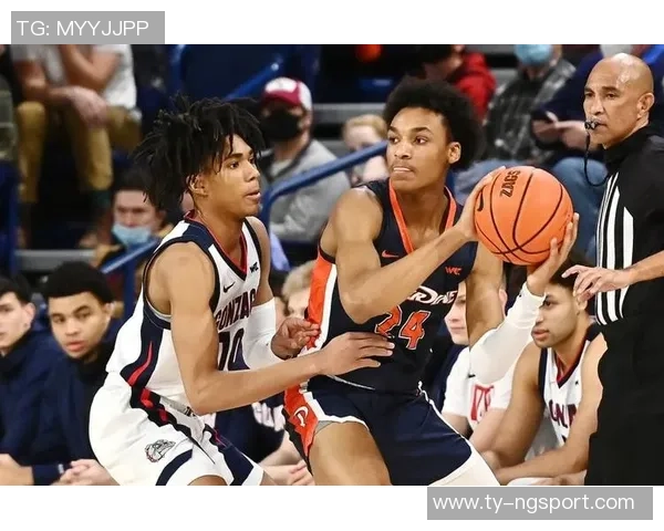 纳斯解释为何在第三节让乔治替补称其为防守哈克斯最佳人选 纳斯解释为何在第三节让乔治替补称其为防守哈克斯最佳人选